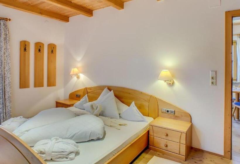 شقة كومفورت غرفتين نوم, Niedermair