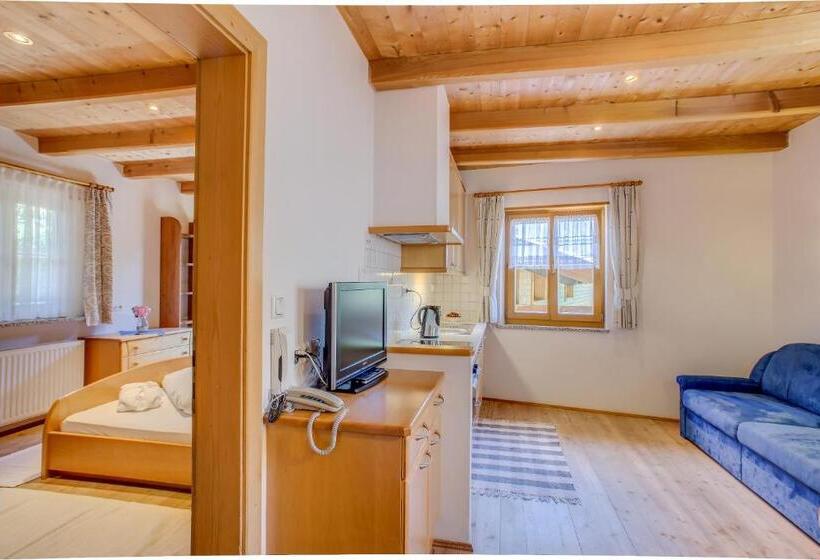 شقة كومفورت غرفتين نوم, Niedermair