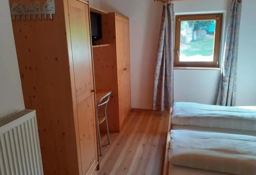 スタンダードルーム, Pension Wirt Am Bach