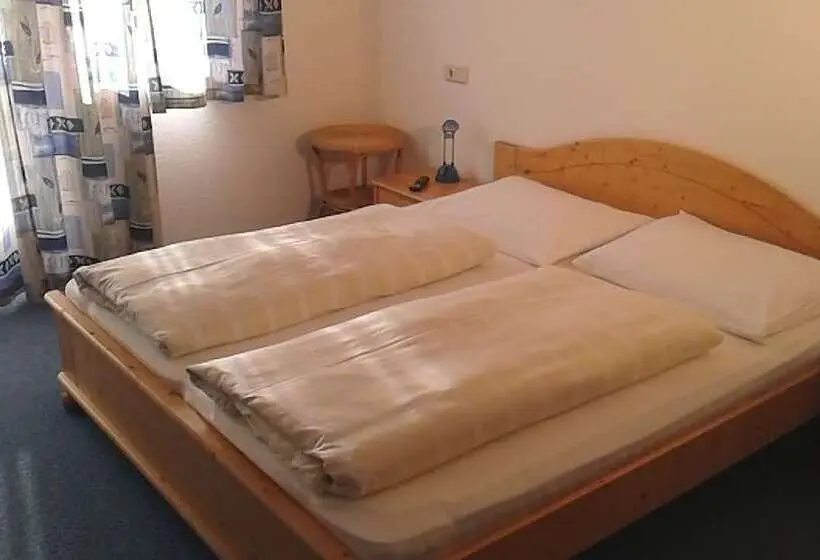 スタンダード４人部屋, Pension Wirt Am Bach