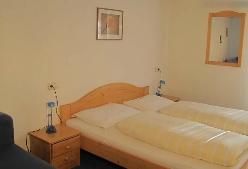 スタンダード４人部屋, Pension Wirt Am Bach