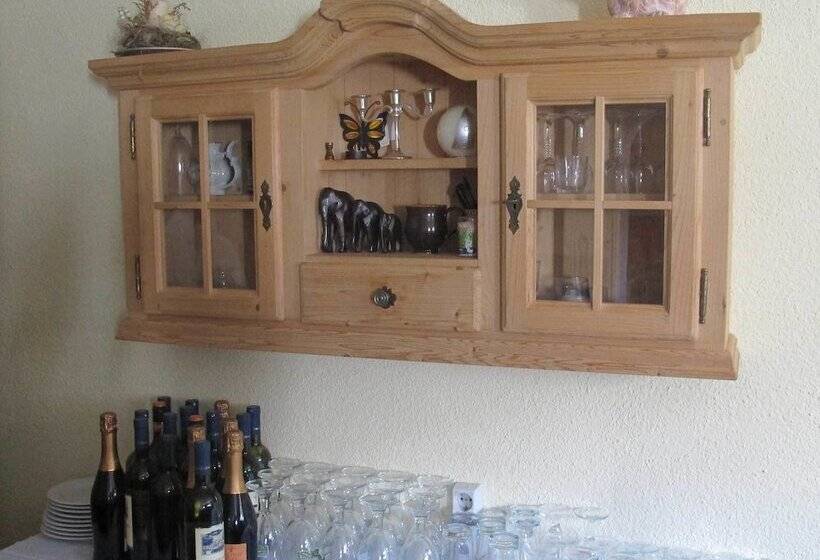 חדר סטנדרט לארבעה, Pension Wirt Am Bach