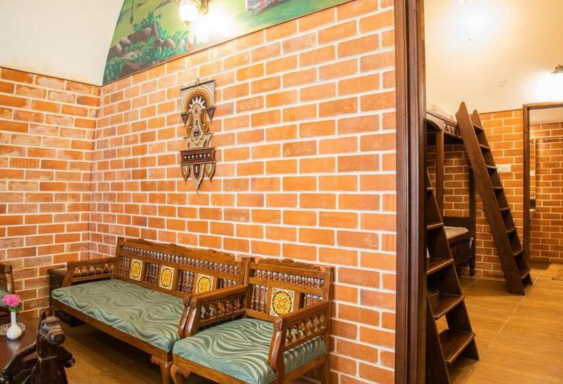 סוויטה משפחתית, Western Valley Resorts