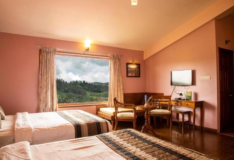 חדר משפחתי נוף להרים, Western Valley Resorts