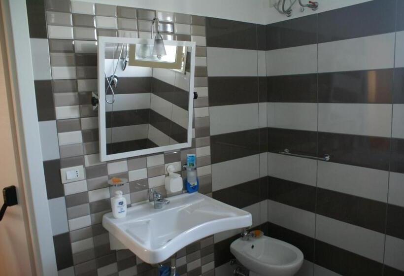 חדר סטנדרט מותאם לאדם עם מוגבלויות, Alicata B&b La Dimora Del Vento