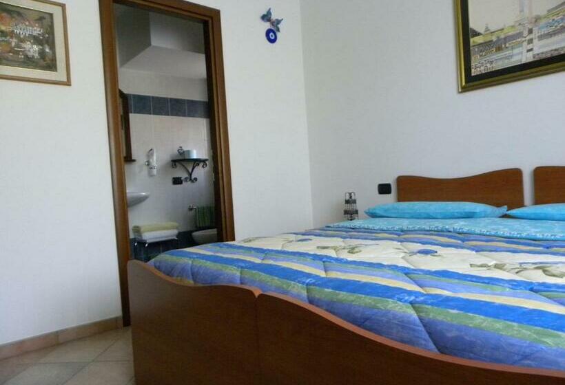 חדר סטנדרט לשלושה עם נוף לגינה, B&b Al Laghetto