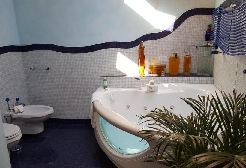 חדר סטנדרט עם ג'קוזי, B&b Melograno Mc