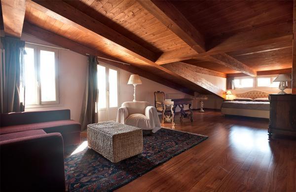 استودیو استاندارد با بالکن, B&b Zelmirà