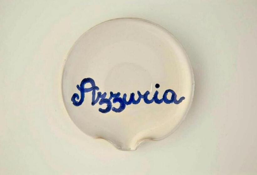 Трехместный Номер Стандарт с Балконом, Domus Dejana