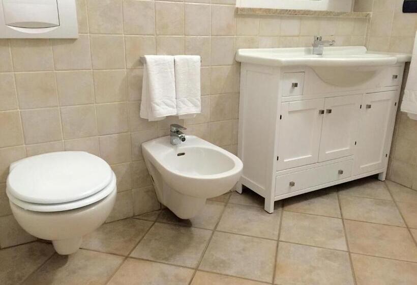 Номер Стандарт с Гидромассажем, Villa Il Barone