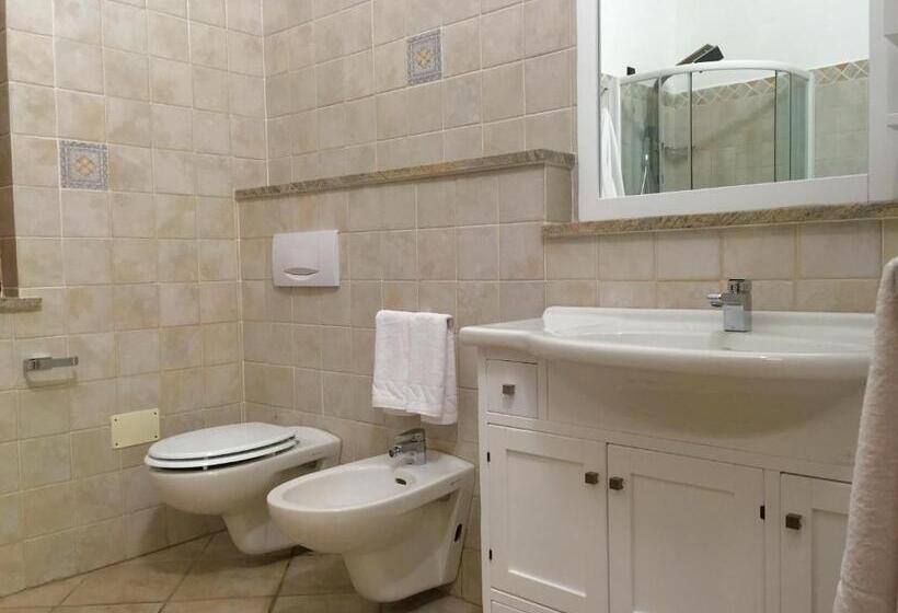 Номер Стандарт с Гидромассажем, Villa Il Barone