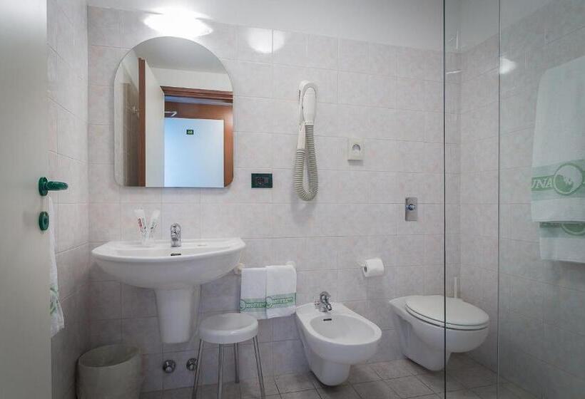 חדר סטנדרט, Dealuna Motel