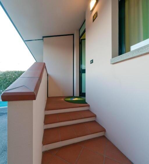 חדר בסיסי, Dealuna Motel