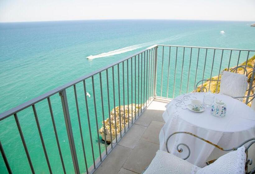 Deluxe Suite Sea View, Gli Orti Di Malva B&b