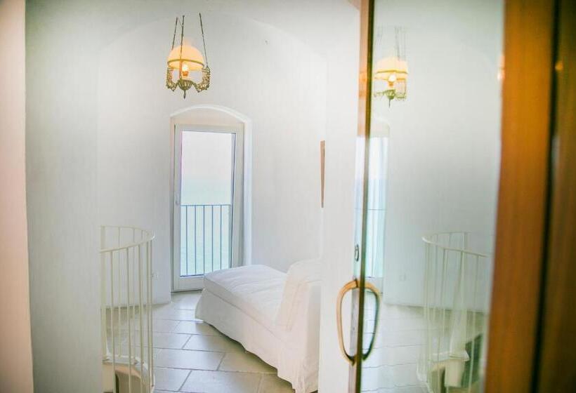 Deluxe Suite Sea View, Gli Orti Di Malva B&b