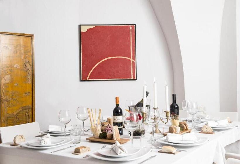 سوییت جونیور با چشمانداز دریا, Gli Orti Di Malva B&b