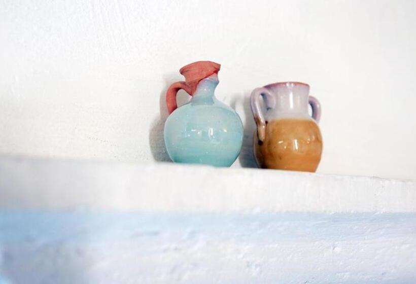 سوییت جونیور با چشمانداز دریا, Gli Orti Di Malva B&b