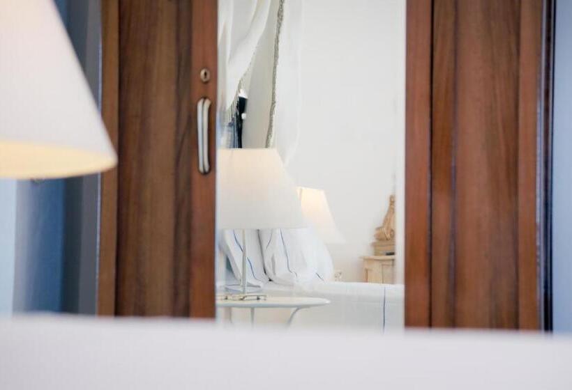 Deluxe Suite Sea View, Gli Orti Di Malva B&b