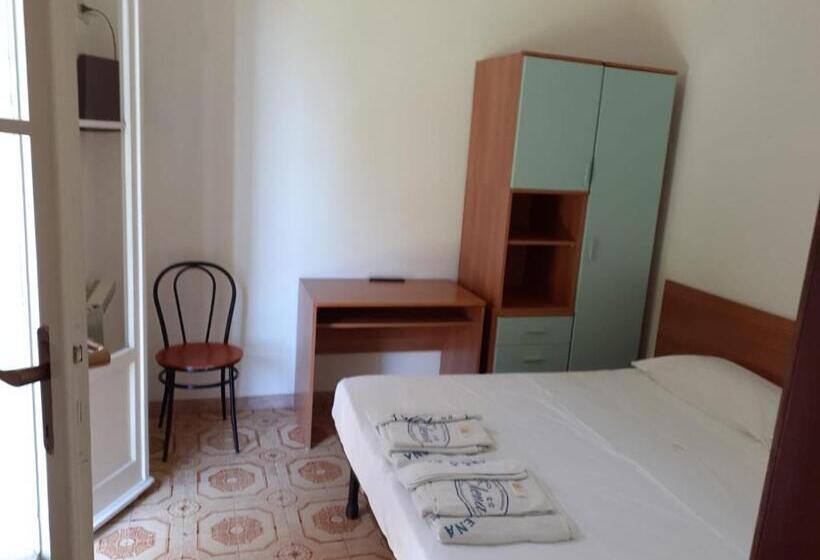 غرفة إقتصادية, Albergo Ristorante Elena