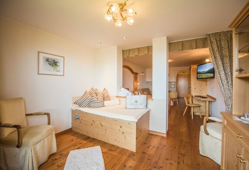 Люкс с Балконом, Bären