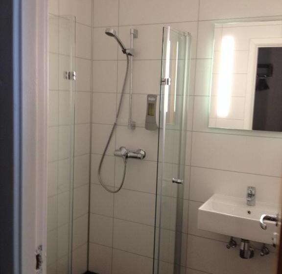 Pokój Standard, Haukeli