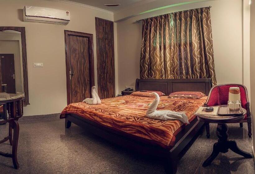 Chambre Supérieure, Kalyan Heritage