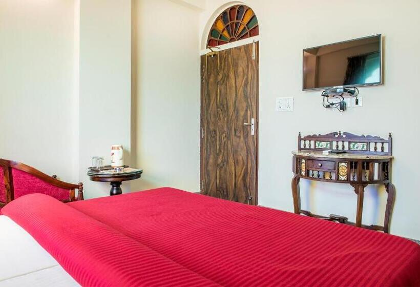 Chambre Supérieure, Kalyan Heritage