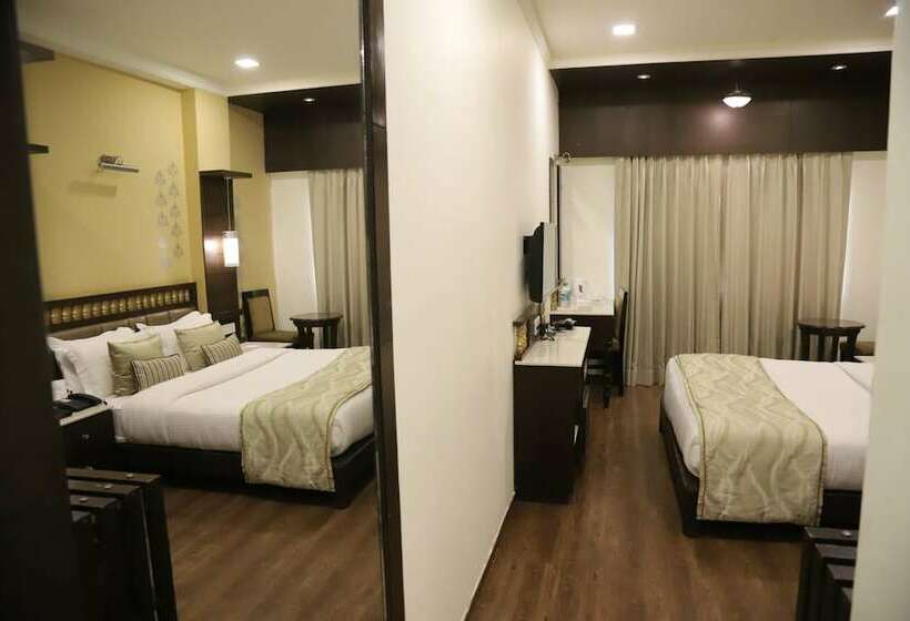 エクゼクティブルーム, The Gandhi International