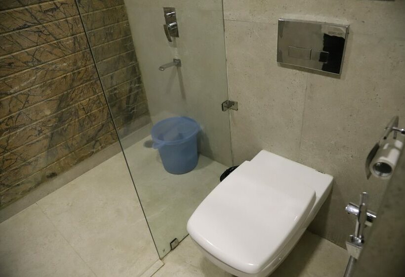 エクゼクティブルーム, The Gandhi International