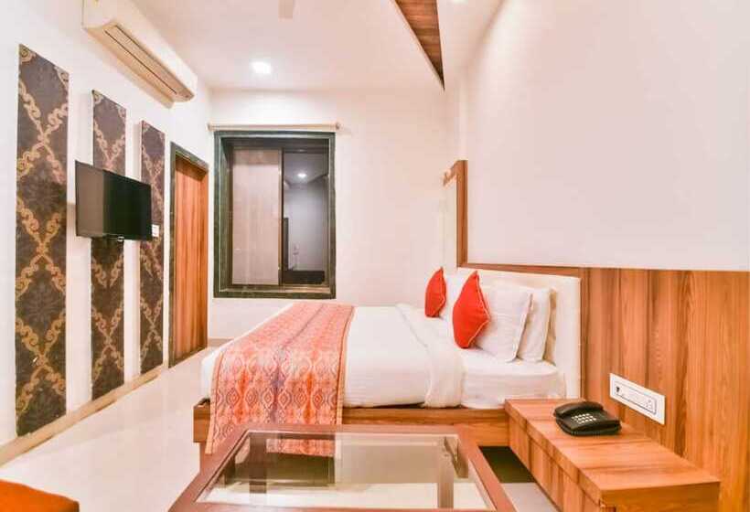 غرفة ديلوكس, The Elegance Resort