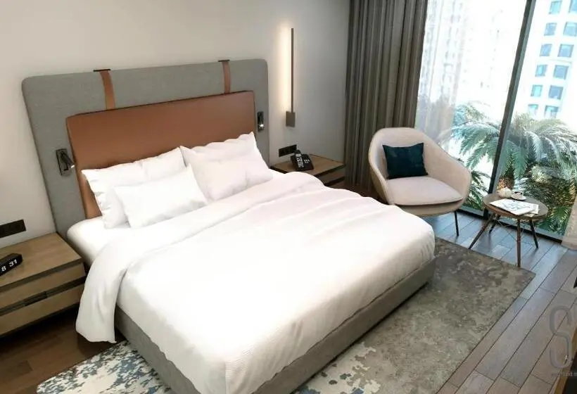 キングサイズベッドのスイートルーム, Four Points By Sheraton King Abdulaziz Road