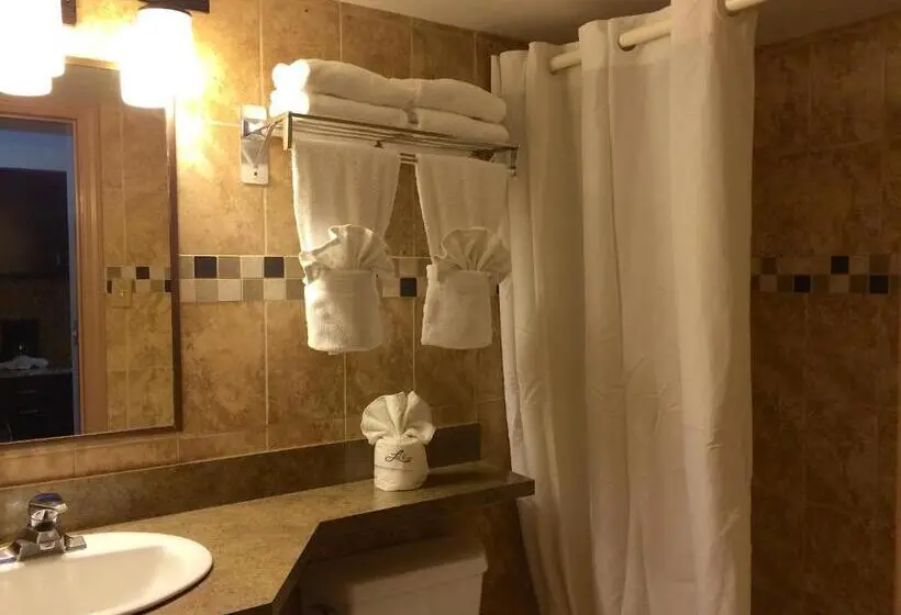 プールビュースイート, Ala Moana Motel