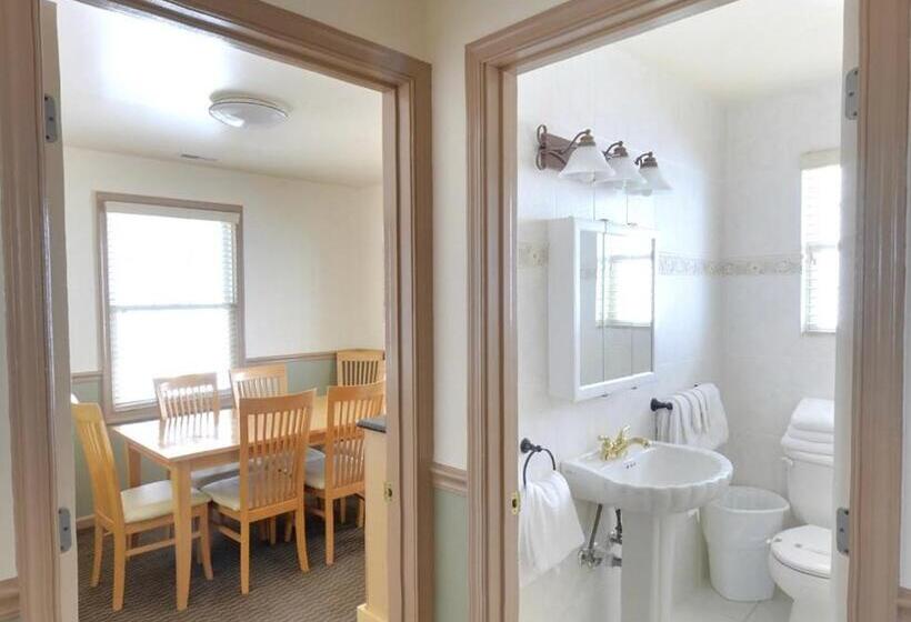 침실 2개 아파트, Ala Moana Motel