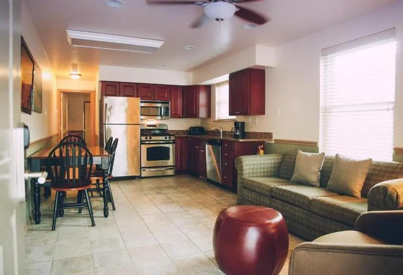 １ベッドルームアパートメント, Ala Moana Motel