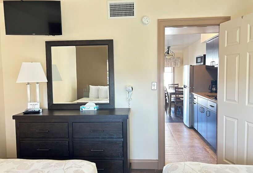 패밀리 스위트, Ala Moana Motel