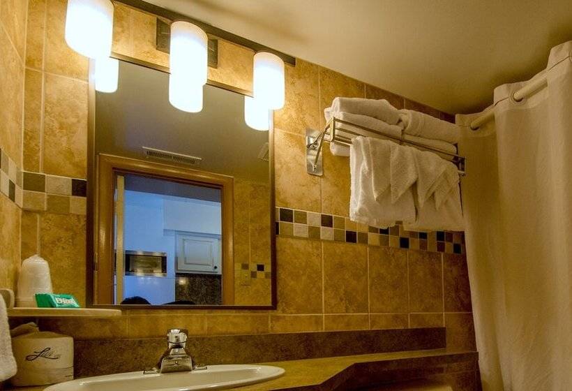 패밀리 스위트, Ala Moana Motel