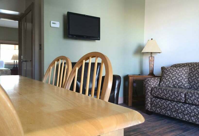 패밀리 스위트, Ala Moana Motel