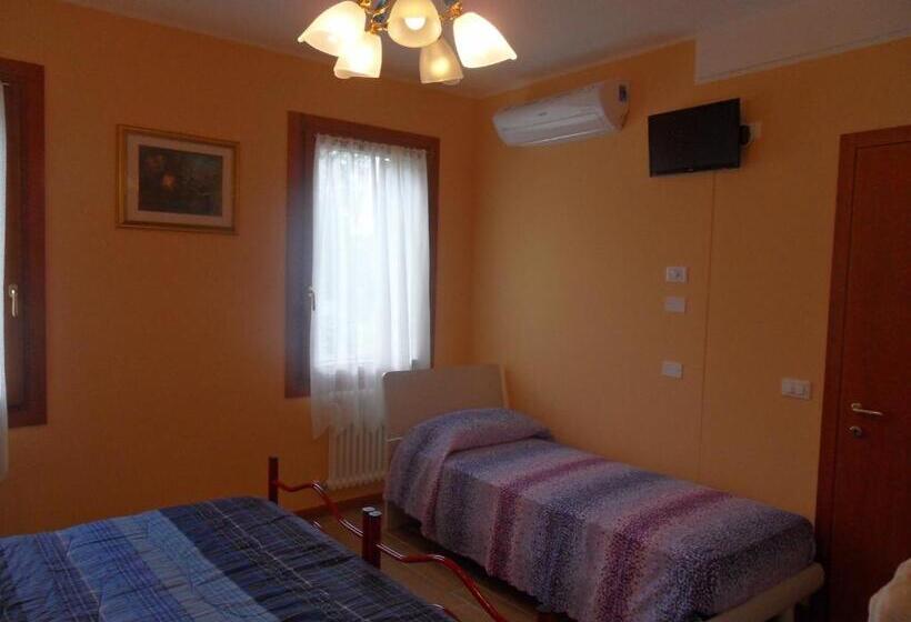Трехместный Номер Стандарт Вид на Сад, B&b Giardino Di Ro