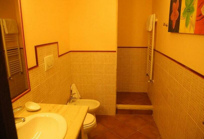 スタンダードルーム, B&b Le Colline Country House