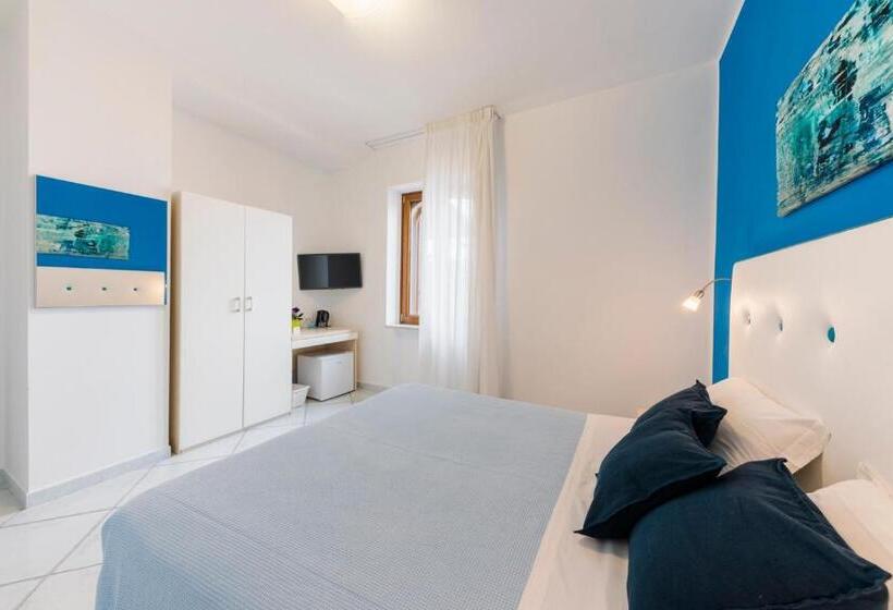 חדר סטנדרט נוף לים, A Due Passi