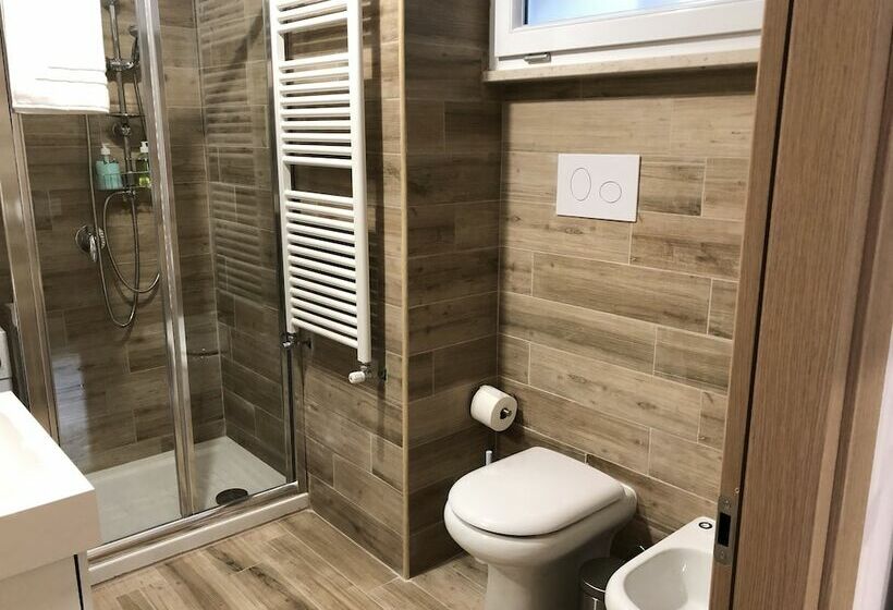 اتاق استاندارد چهار تخته, Arco Dolce Arco