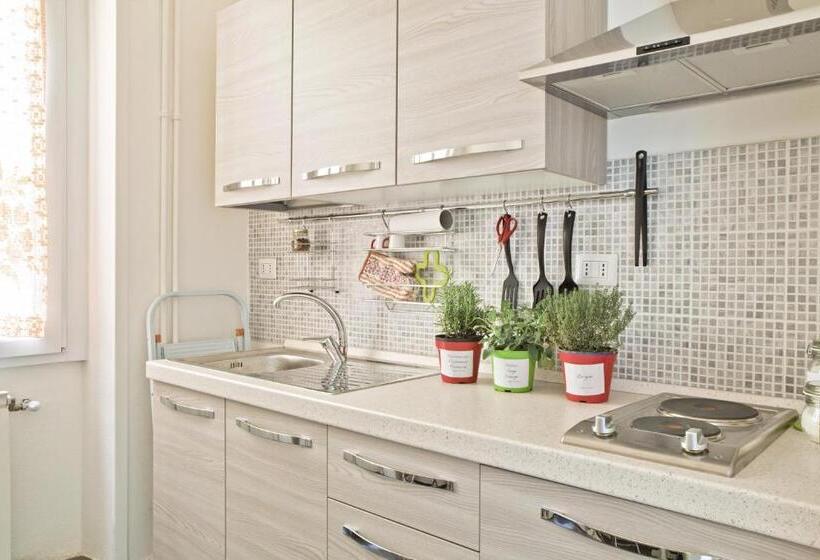 آپارتمان 4 خوابه, Il Segno In Rome