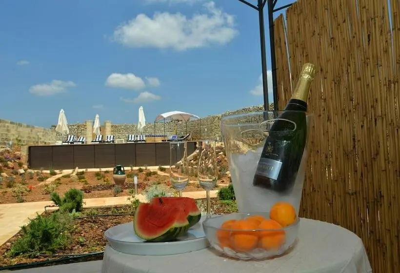 スーペリアトリプルルーム, Masseria Palane
