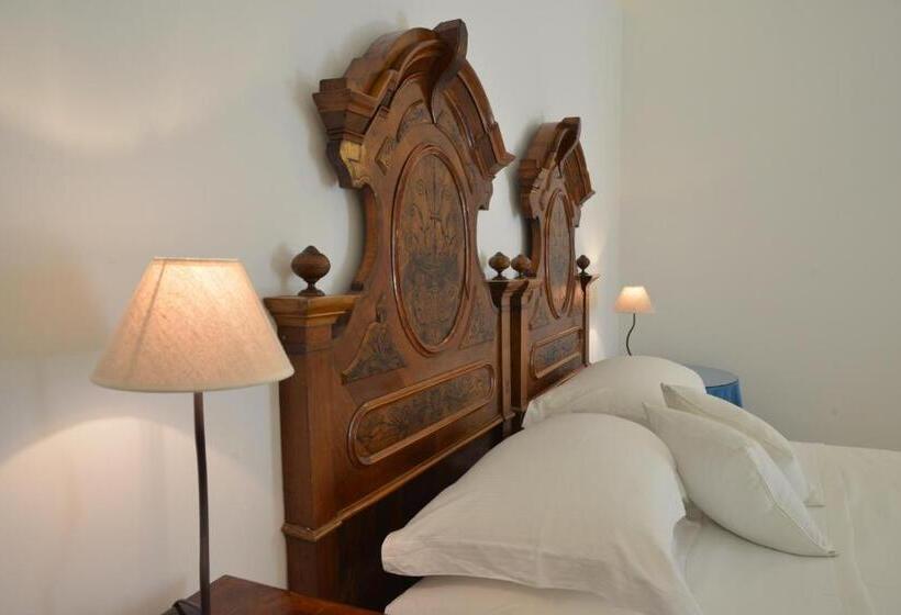 חדר משפחתי, Masseria Palane