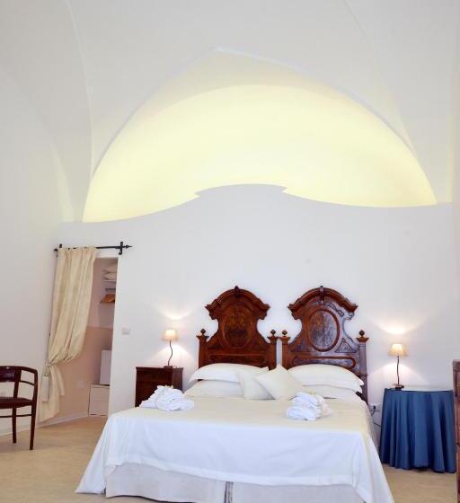 חדר משפחתי, Masseria Palane