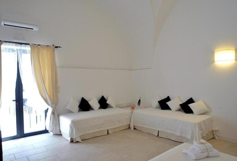 חדר משפחתי, Masseria Palane