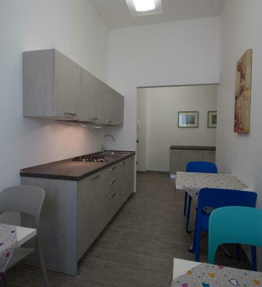 豪华三人间, Palazzo Di Primavera Guest House