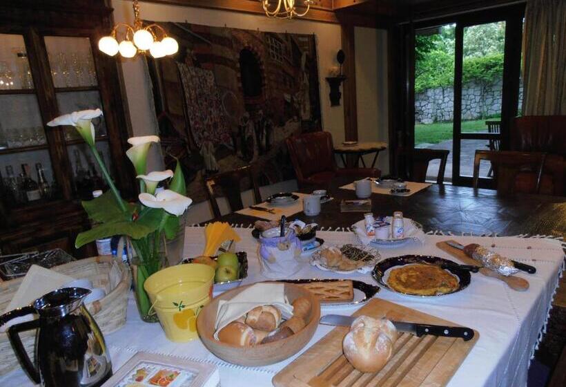 Номер Стандарт Вид на Сад, Bonavia B&b