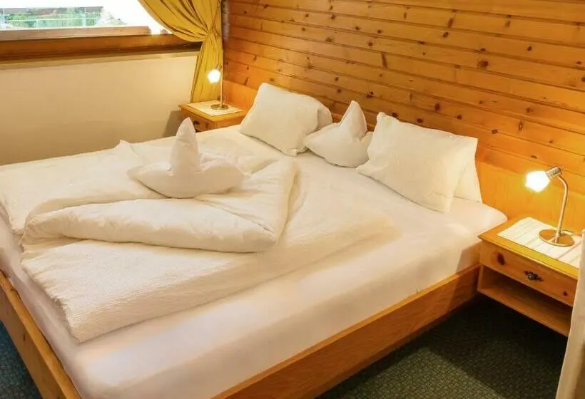 Standard-huone Parveke, Garni   Hotel Rinner Julia