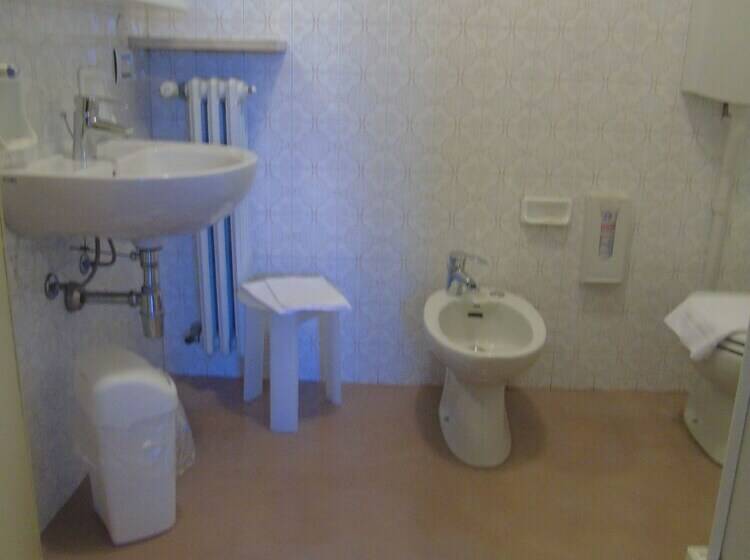 스탠다드 룸, Albergo Grifone 1891